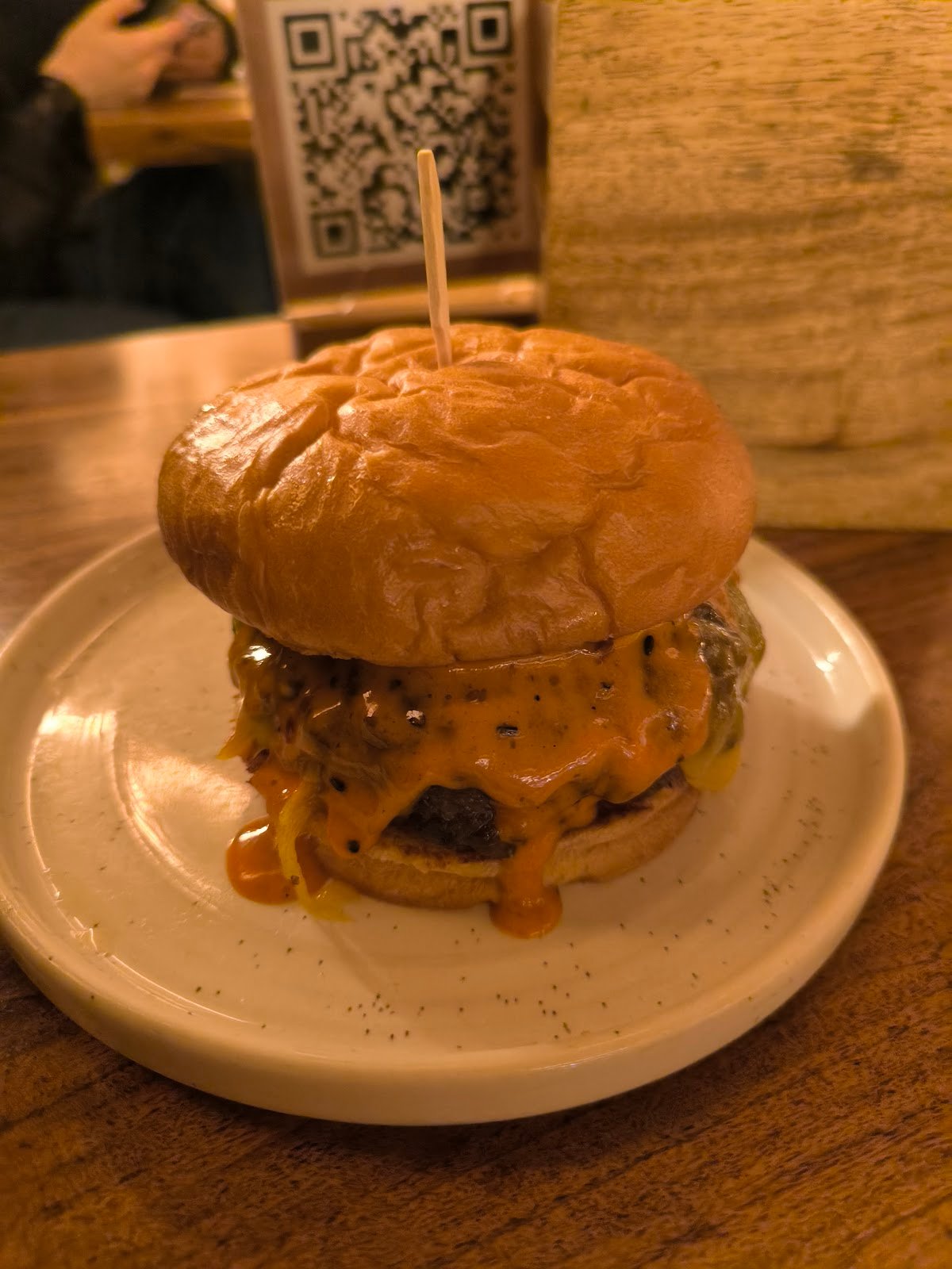 Hundred Burgers - Loser