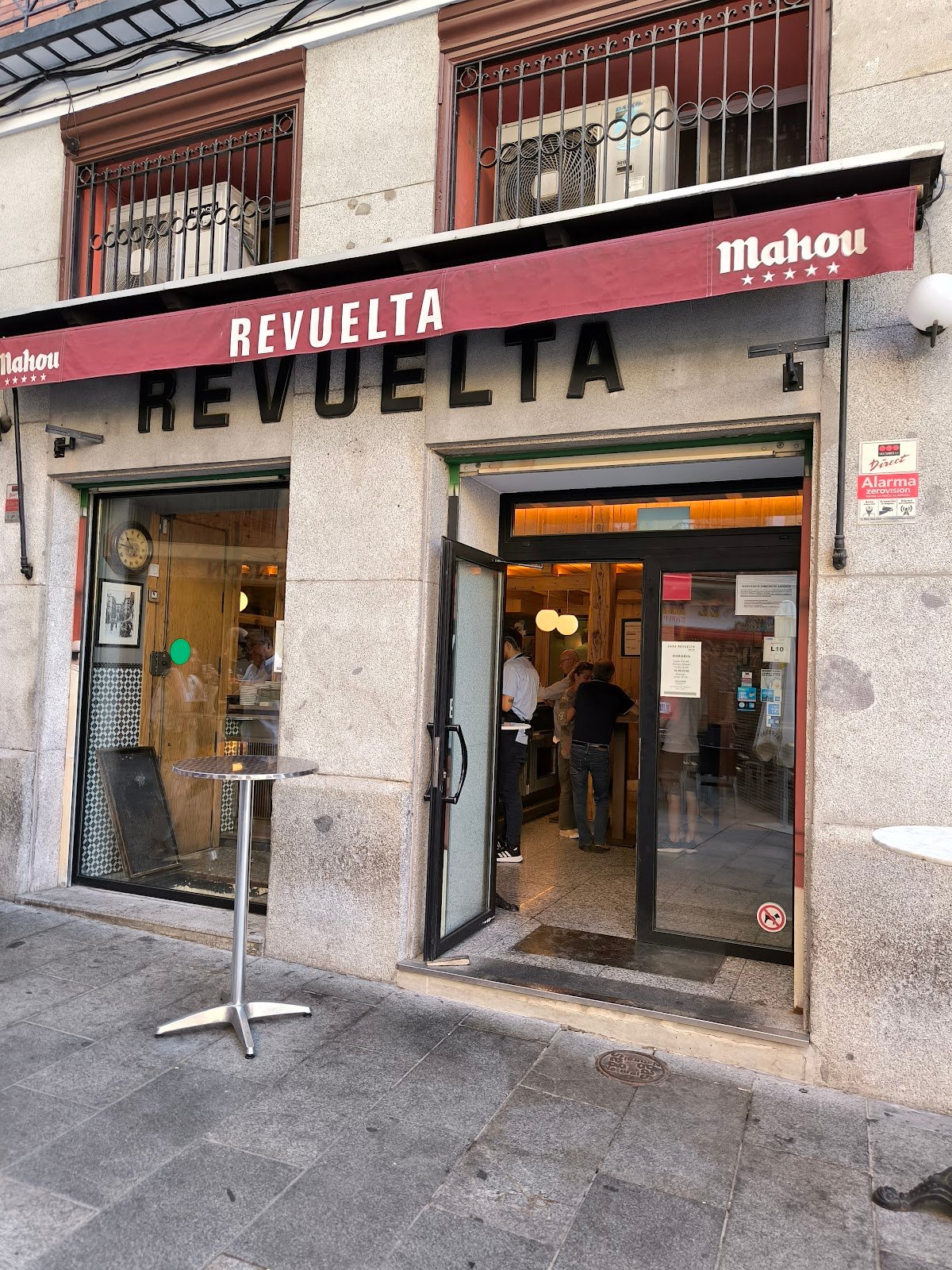 Casa Revuelta