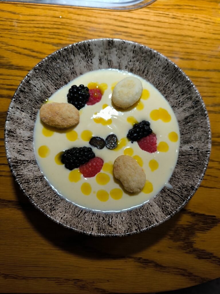 Yakitoro - white chocolate custard