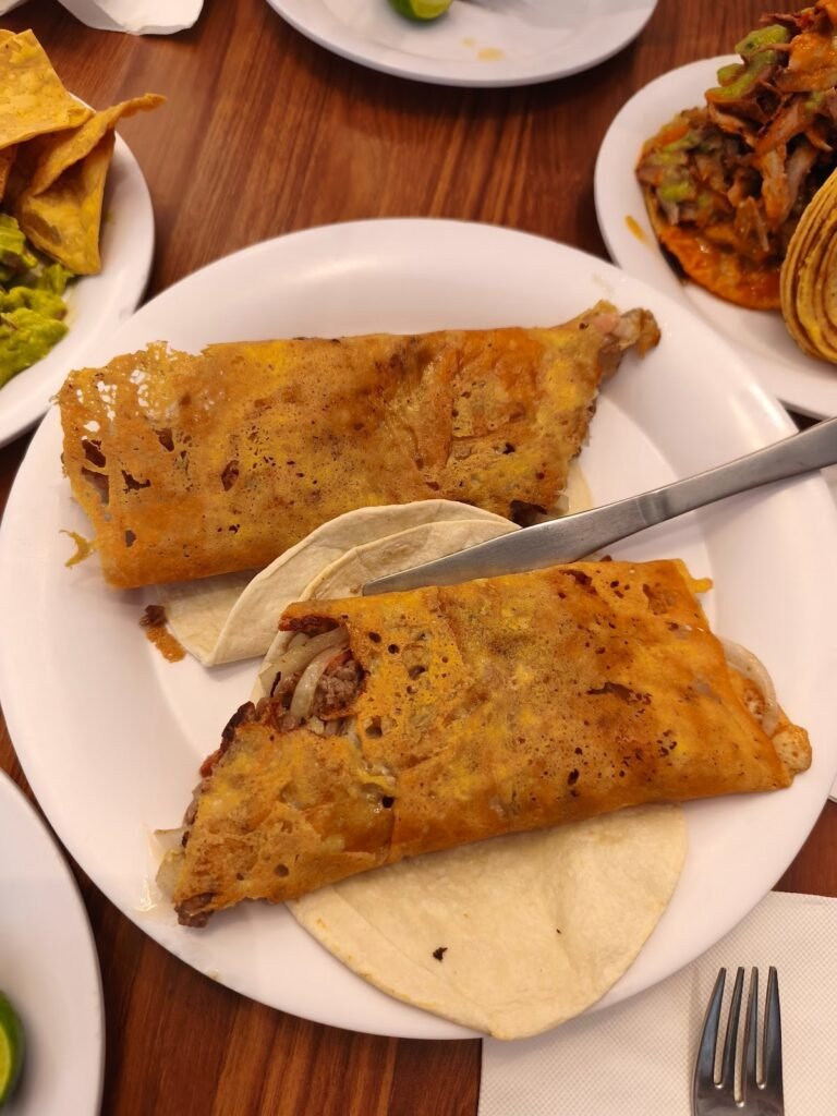 Tacos El Huequito - queso relleno