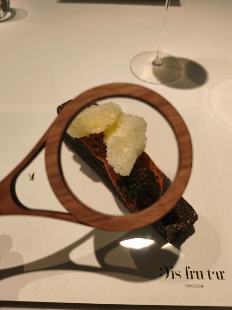 Disfrutar - Bread with aerated butter and caviar