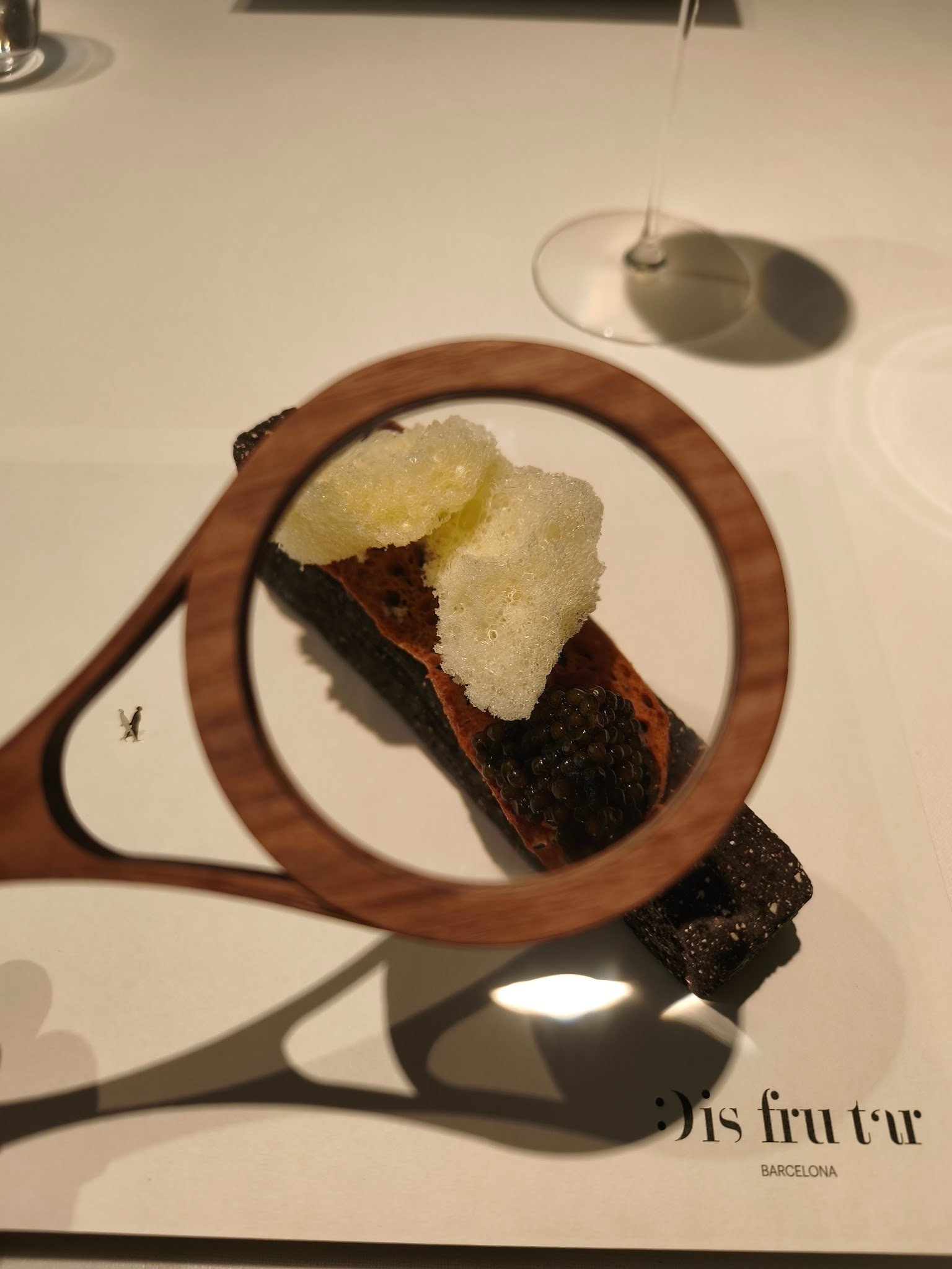 Bread with aerated butter and caviar