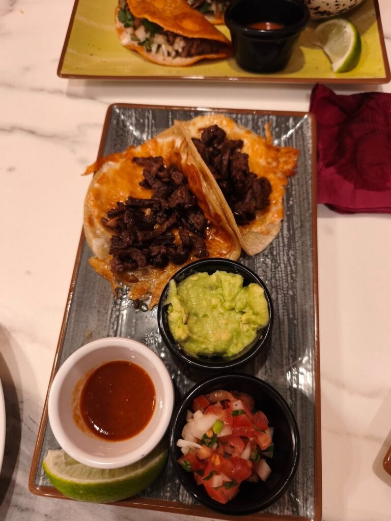 Los Aguachiles - arrachera tacos