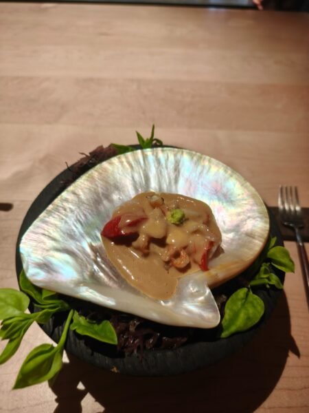 Smoked room madrid - clams