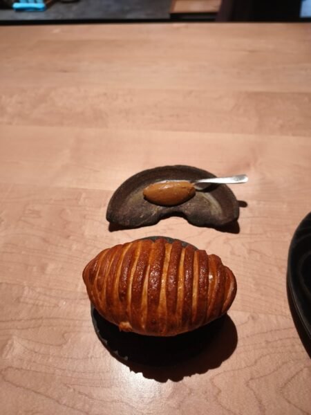 Smoked room madrid Brioche and butter